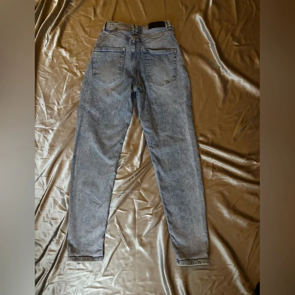 FITJEANS Classic Denim Jeans - Picture 3 of 6